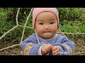 Single mother: Digs up cassava roots to sell - Grandfather makes a bed out of bamboo | Ly Phuc Binh