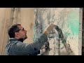 Painting FUTURUM: Mario Henrique at the studio