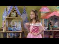 Princess Aurora Opens Magnificent Disney Princess Set: Cinderella Castle and Under the Sea Castle