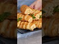 Prepare the best croissants at home - with puff pastry twisted over tablespoons