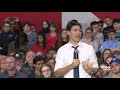 Trudeau defends immigrants after man claims Islam, Christianity 'will not mix'