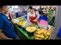 Cambodian street food at Nigth Market - Walk exploring yummy khmer cake, Seafod, Soup & More