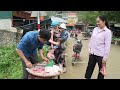 Selling wild boar meat. Robert | Green forest life