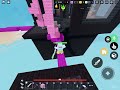 Tryharding against lvl 40 teamers in bedwars (Roblox)