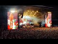 Guns N' Roses - Sweet Child O' Mine feat. Carrie Underwood (Live at Tottenham Hotspur Stadium)