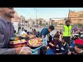 ROADSIDE FREE FOODS IN LAHORE | PEOPLES SO CRAZY FOR EATING FREE FOOD | BIGGEST FOOD PROCESSING