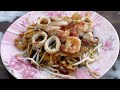 Hard Working Chef! Cooks The Best Seafood Omelette for 500 Peaople a Day | Thai Street Food