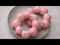 Pon De Ring - Chewy Mochi Donuts｜폰데링 찹쌀도넛 딸기 도넛｜豆香 波堤甜甜圈 草莓 波堤冬甩｜ASMR video by :Flour n Flower: