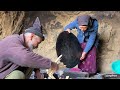 Ramadan Mubarak! Old Lovers living in a cave like 2000-year-ago | Village life Afghanistan