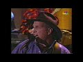 Standing outside the fire - Garth Brooks - live 1994