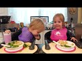 Twins try seaweed salad