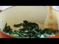 How to Make Simple Sautéed Spinach