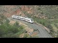 ¡Tren de los 80 Granada-Madrid desde el borde del precipicio! en Iznalloz (Granada)