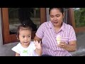 Balita Lucu Menunggu Paman Penjual Es Krim - Baby Eat Ice Cream