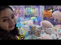 So Excited to Play All These Claw Machines!