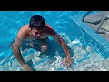 Andrés David piscina