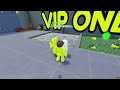 TRAPPED In QUICKSAND With MY CRAZY FAN GIRLS... (Roblox)