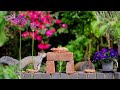 Cat TV Videos for Cats 😸 Birds & Squirrels Feast on a Wall 🕊️ Bird Videos for Cats (4K HDR)