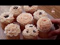 8 Design Flower CupcakesTutorial for Beginners :: Wilton nozzle #104