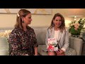 Andrea Quizzes The Fuller House Cast About Her Book