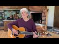 The Life and Sad Ending of Joan Baez   - Biography of the life of Joan Baez