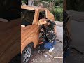 The mountain village carpenter uses wood to make a driving Mercedes-Benz sports car #2