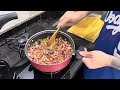 Vlog: Marido na cozinha| Caldo verde e pétit gâteau improvisado para um dia de frio no Rj 😋✨
