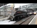 60007 'Sir Nigel Gresley' with a SPECTACULAR departure from London Kings Cross Station! 17/11/22