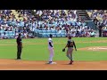 なんと塁上で見つめ合う大谷！フリーズがやば過ぎたw 現地映像