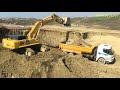 Komatsu PC550 Excavator