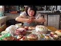 I made a lot of American sweets late at night which was too much for me *English subs