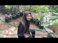 Setelah Pensiun Dari ANTV Ibu Yoyoh Nekad Tinggal Di Hutan Rumah Nya Mencil Menyendiri