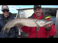 FTWWTV S07E03 - Crappie and Smallmouth Bass in Manitoba