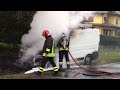 ESPLOSIONE IN DIRETTA, FURGONE IN FIAMME ARRIVO APS VVF LEGNANO IN SIRENA (Gorla Minore)