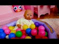 La vie de Baby Born Annabelle. Jeux éducatifs pour enfants avec poupons.