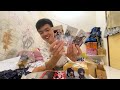 10 minutes of unboxing