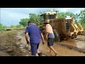 Steve Grahame Outback Trucker Bogged