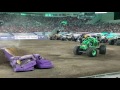 Monster jam 2017 tampa 1 jan 14th grave digger freestyle