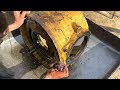 These Experienced Mechanics Repaired Caterpillar Wheel Loader Major Defect in Differential Gear