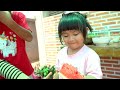 Cute chef Siv chhee help mom cook fish and fish eggs - Mother and children cooking