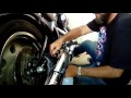 Troca do fluído de freio na Harley Davidson Softail FXST