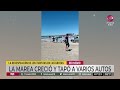Río Negro: la marea sorprendió a los turistas y tapó sus autos