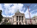 Seeing the Indiana capital State building in Indianapolis