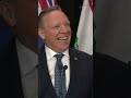 Quebec premier forgets to speak in French #shorts