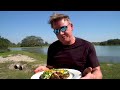 Gordon Ramsay Makes Steak and Eggs in Texas | Scrambled