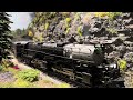 Lionel Vision Clinchfield Challenger 672 Train Hauling mixed freight