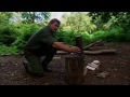 Ray Mears - Choosing and using an axe, Bushcraft Survival