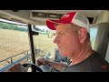 MASSEY FERGUSON 9795 Combine Harvesting Wheat