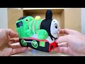 Thomas & Friends blue and green toys come out of the box RiChannel