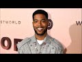 Kid Cudi Wears a Floral Dress on SNL in Honor of Kurt Cobain| Why Did Kid Cudi Wear a Floral Dress?